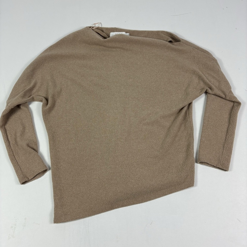 ASTR The Label Sweater Womens Large Beige Boat Neck Knit Pullover Long Sleeve